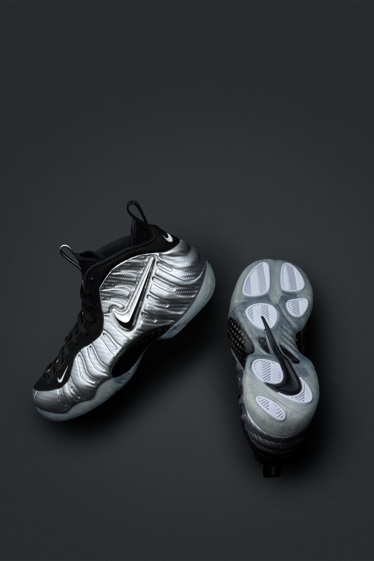 ナイキ エア フォームポジット プロ 'Metallic Silver'. Nike SNKRS JP