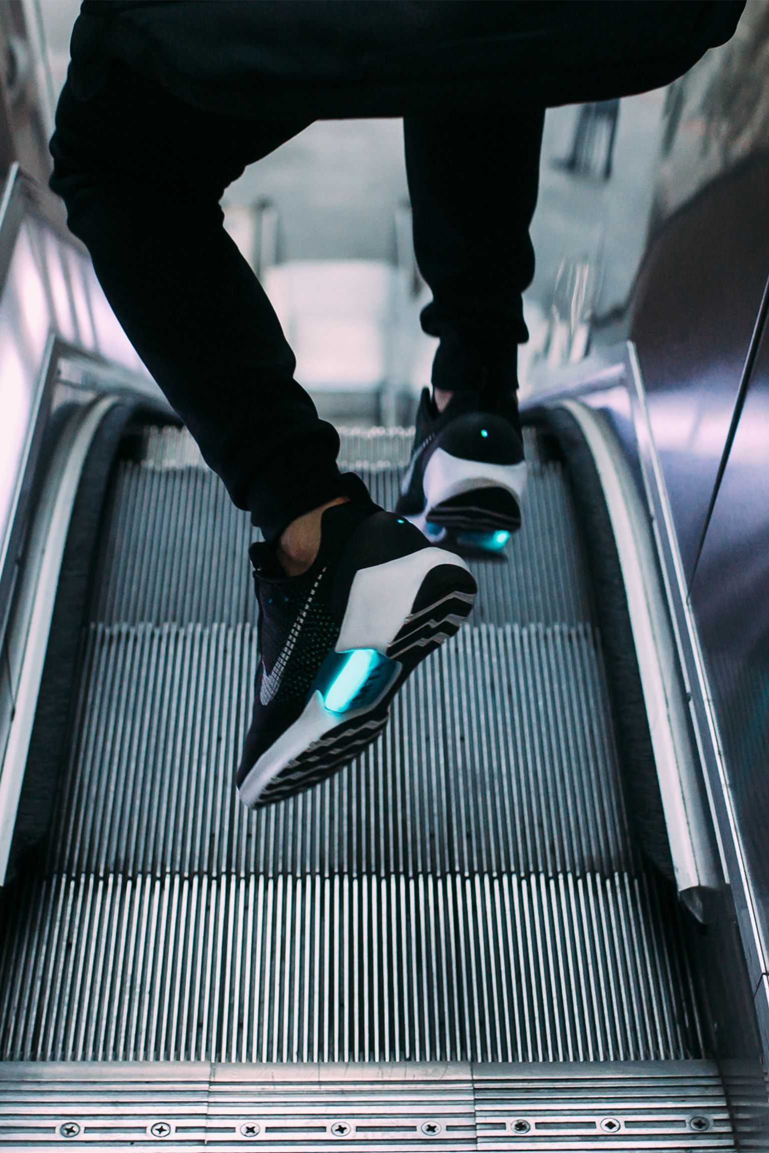 NIKE HYPERADAPT1.0 / ナイキ ハイパーアダプト1.0