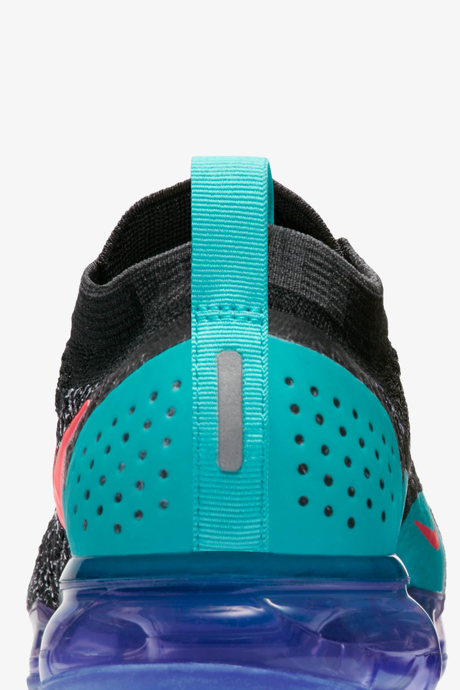 Fecha de lanzamiento de las Nike Air VaporMax Flyknit 2.0 "Black &amp; Hot Punch" para mujer. ES