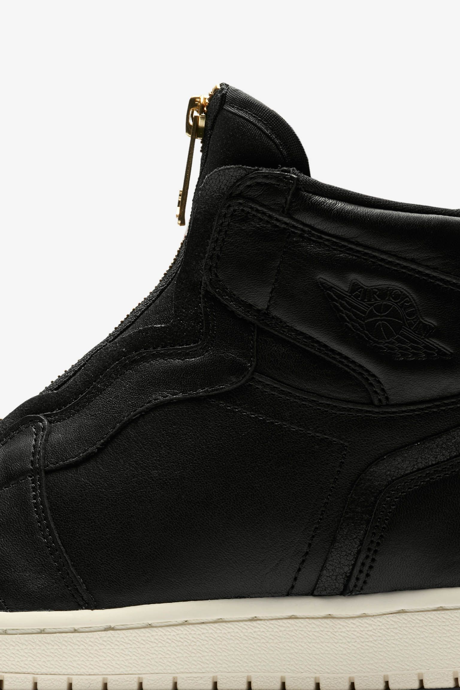 Women's Air Jordan 1 High Zip 'Black & Sail' Release Date. Nike SNKRS مختفيه