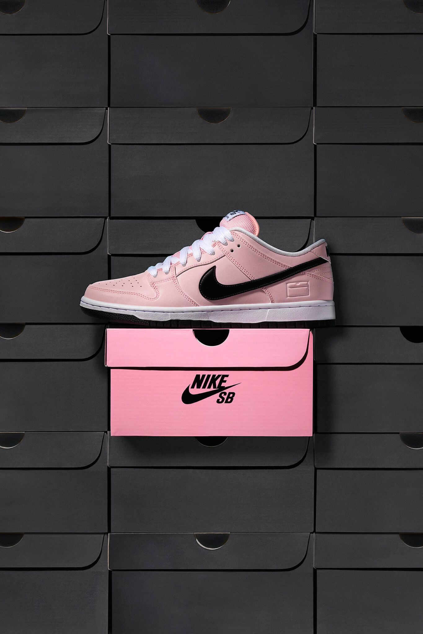 Dunk Low SB 'Pink Box'. de lanzamiento. Nike SNKRS ES