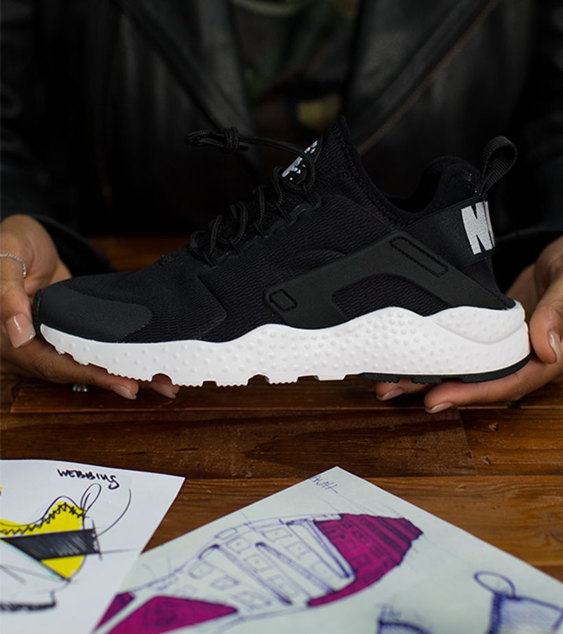 NIKE　ウィメンズエアハラチ　ウルトラブラック ウィメンズ エア ハラチ ウルトラのデザイン誕生まで. Nike SNKRS