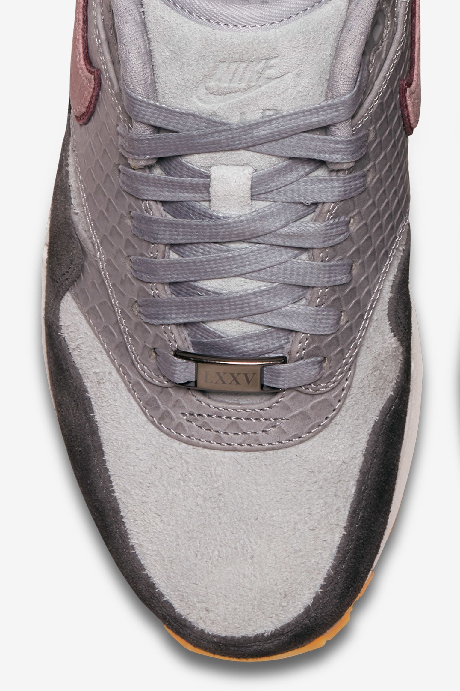 air max 1 paris bespoke