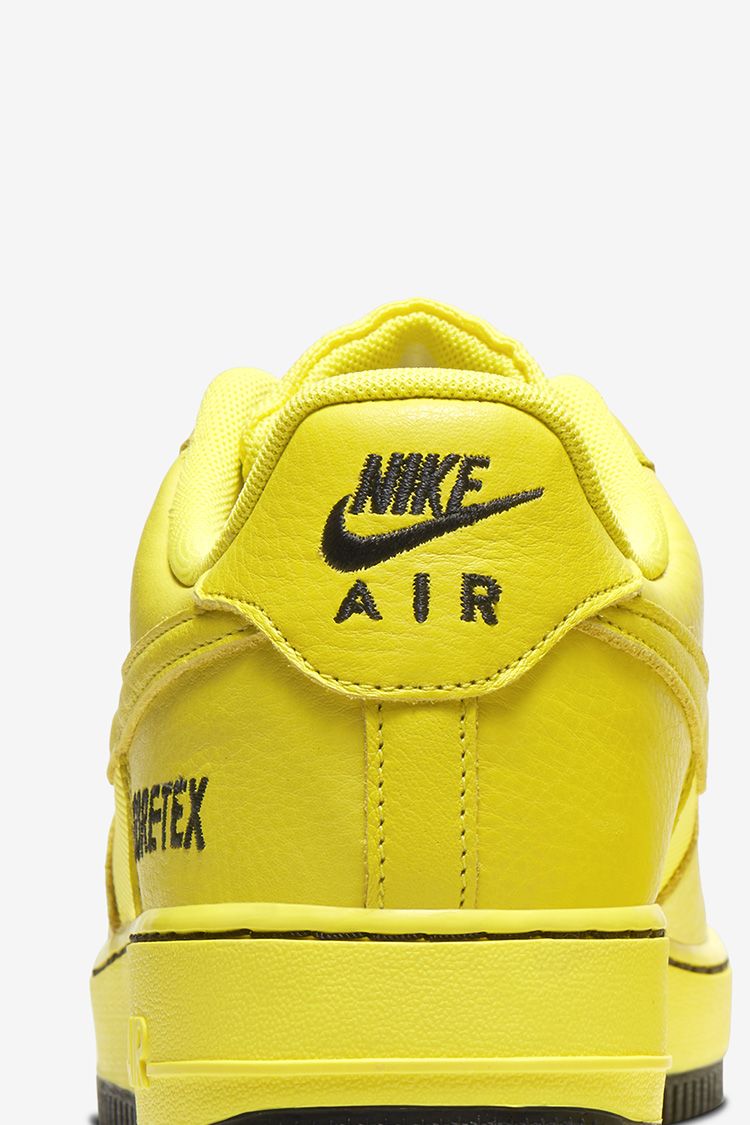エア フォース 1 LOW Gore-Tex 'Dynamic Yellow' 発売日. Nike SNKRS JP