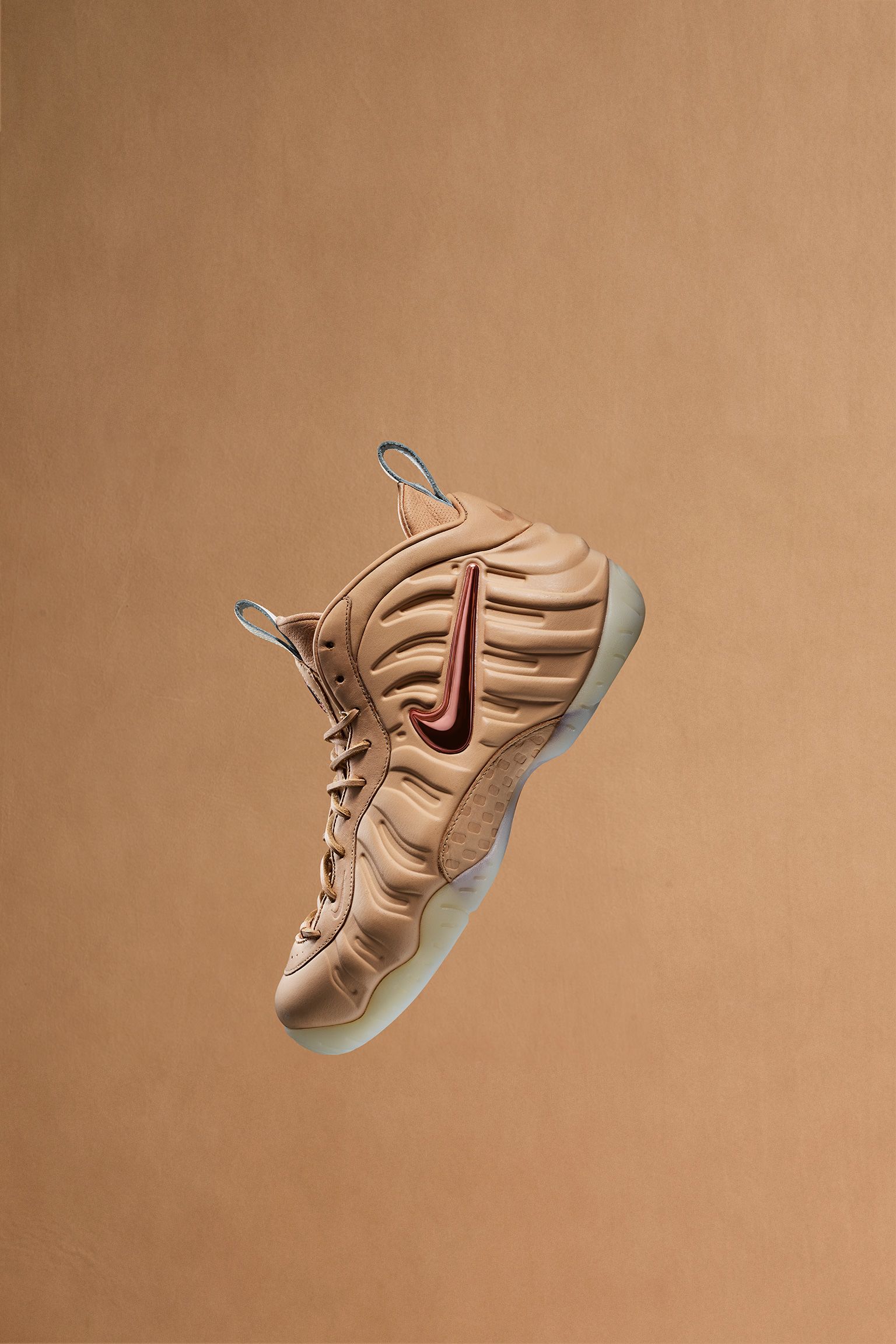 Nike Air Foamposite Pro 'Vachetta Tan & Rose Gold'. Nike SNKRS GB