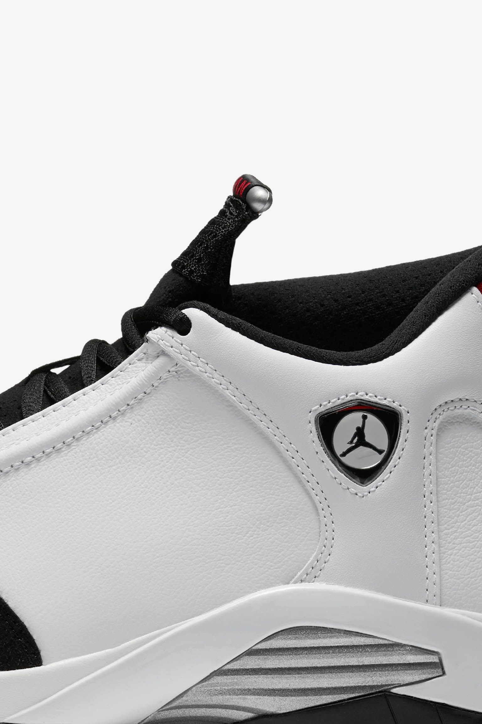 Air Jordan 14 "Black Toe". Nike SNKRS ES