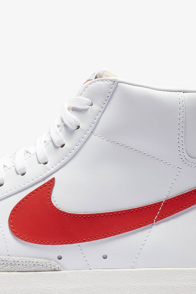 nike mid blazer 77 red