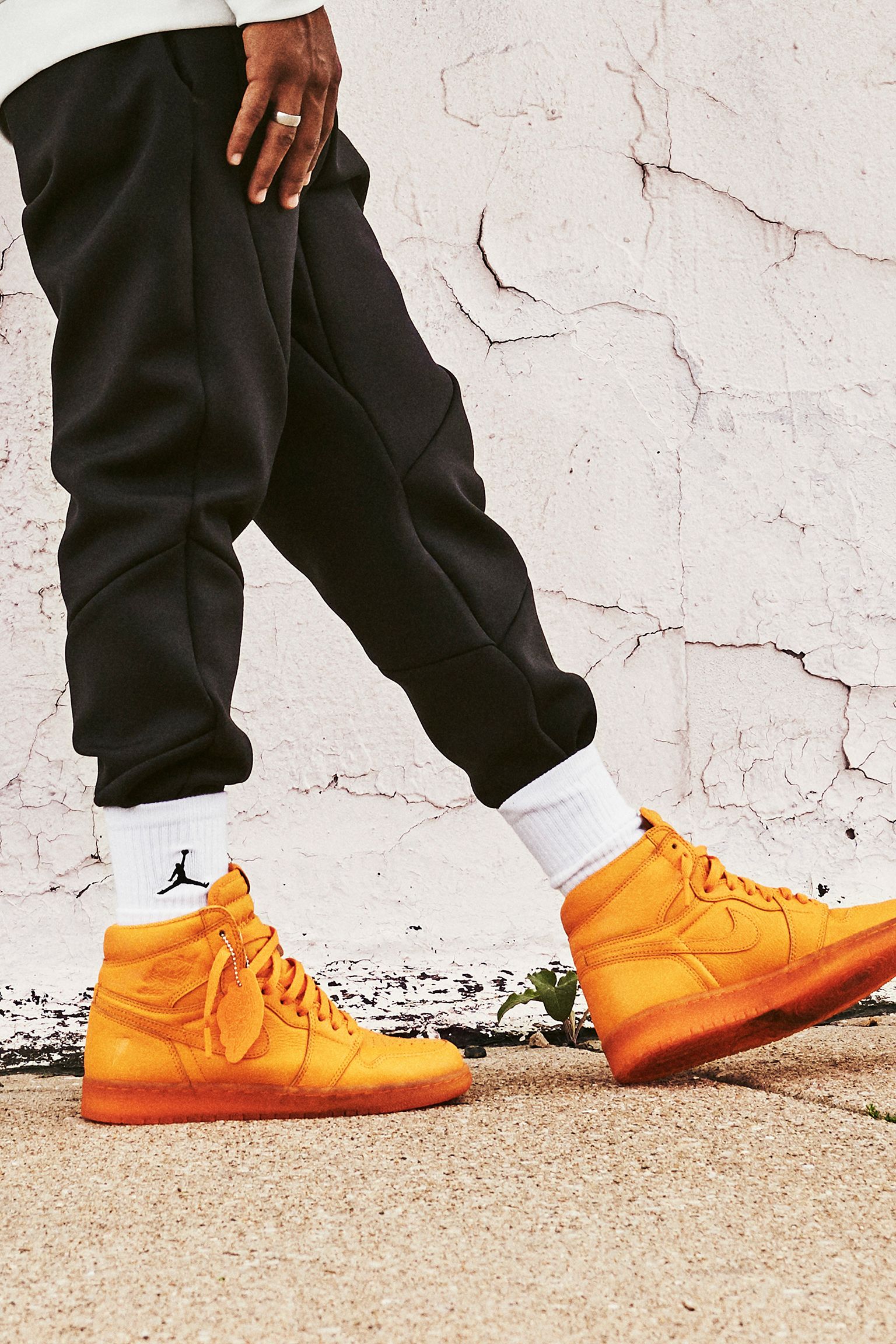 Behind The Design: Air Jordan 1 Gatorade 'Orange'. Nike SNKRS