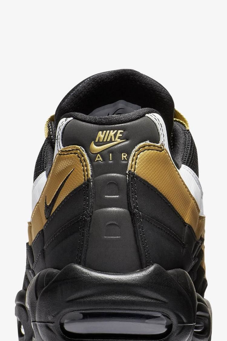 black and gold nike 95