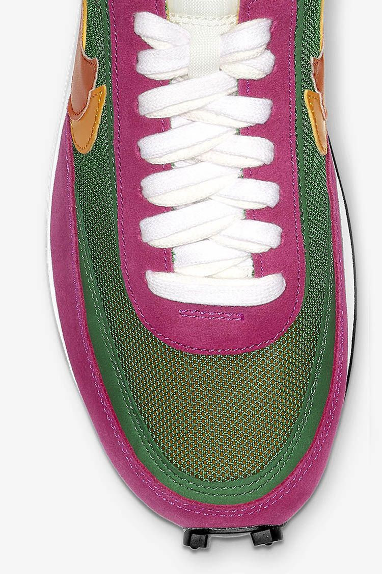 sacai x Nike LDWaffle 'Pine Green' Release Date. Nike SNKRS CA