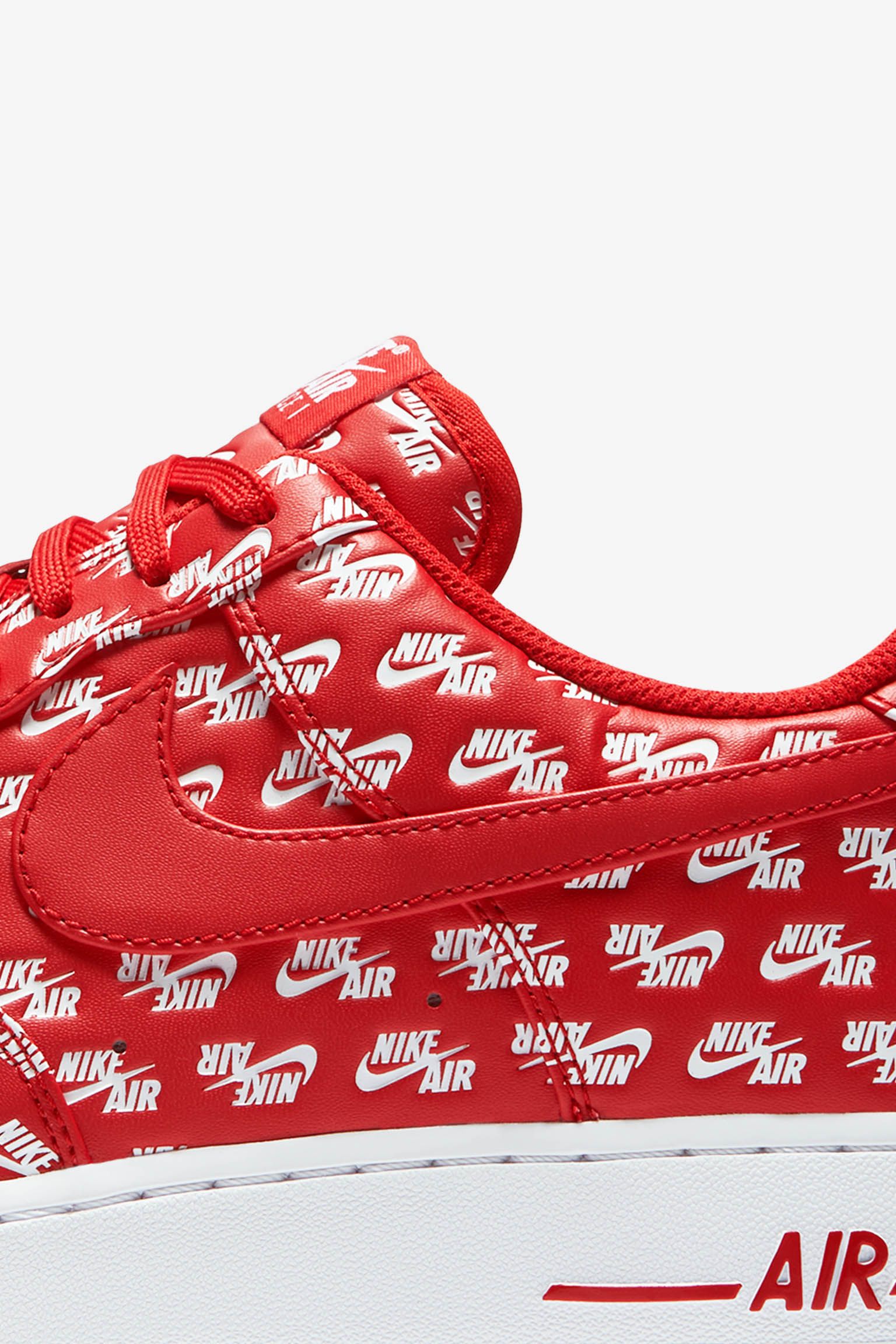 nike air force 1 07 university red