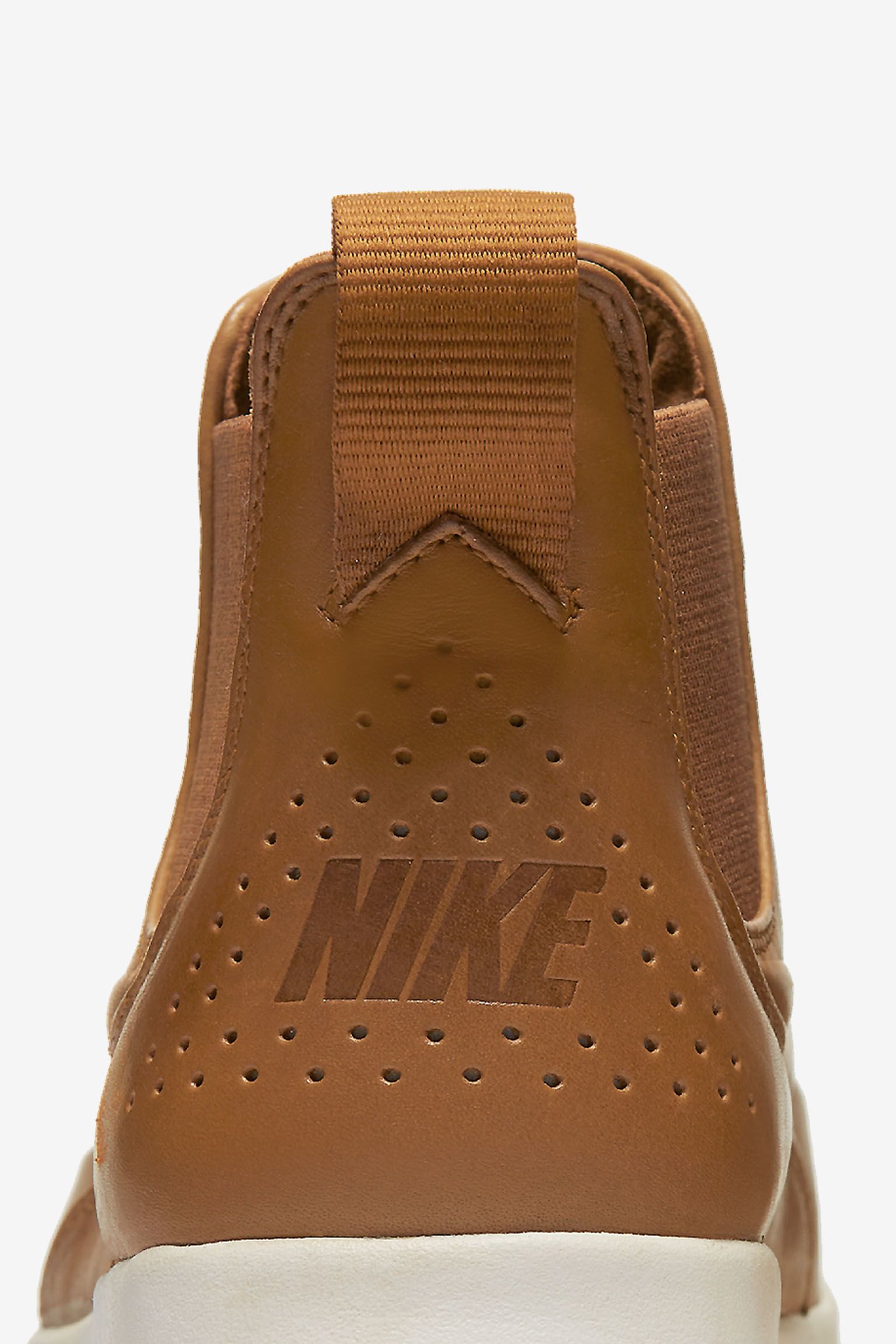 ウィメンズ エア マックス シア MID 'Ale Brown'. Nike SNKRS JP