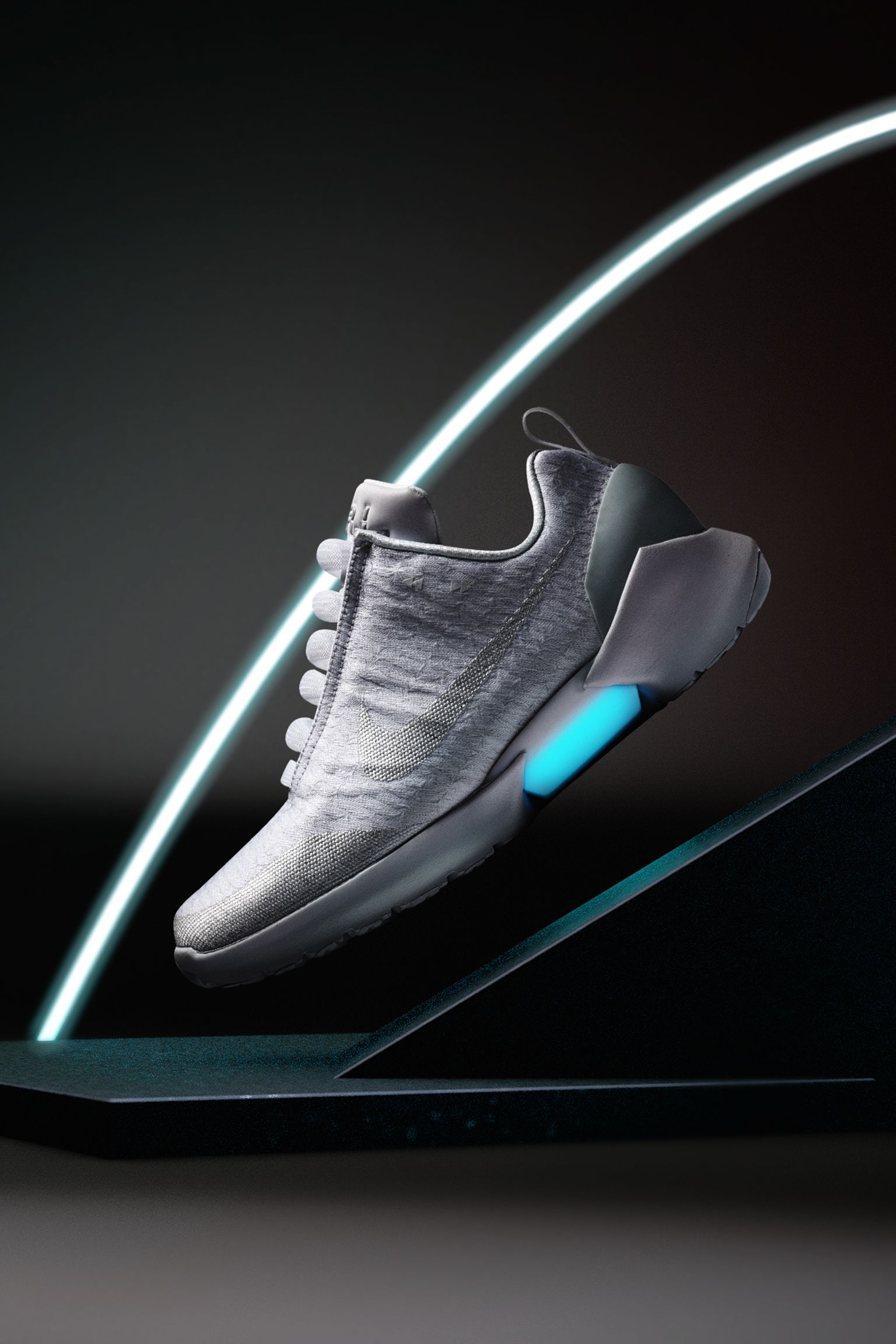 Calvo Dialecto Desbordamiento Fecha de lanzamiento de las Nike HyperAdapt 1.0 "White &amp; Pure  Platinum". Nike SNKRS ES