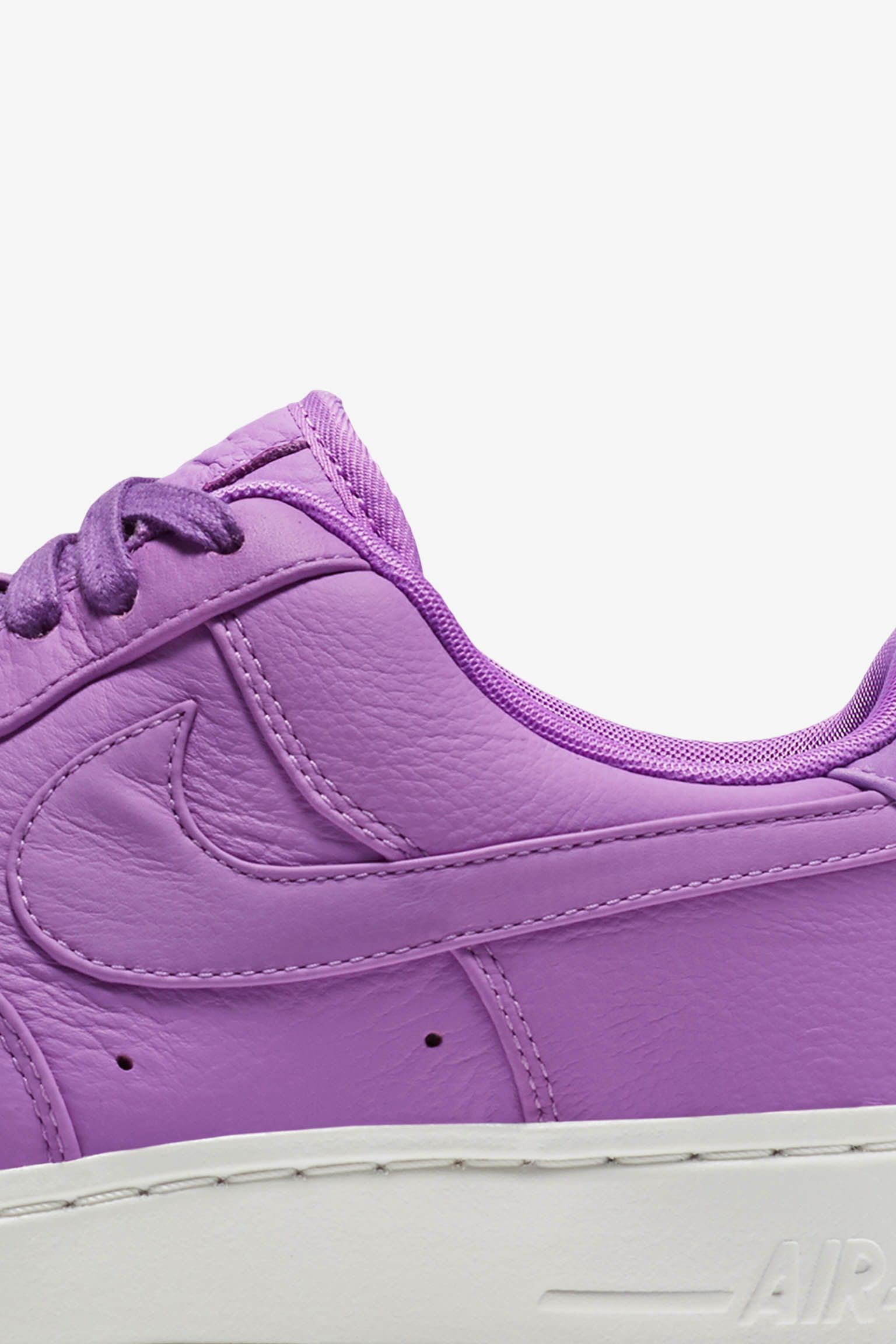 ナイキラボ エア フォース 1 LOW 'Purple Stardust'. Nike SNKRS JP