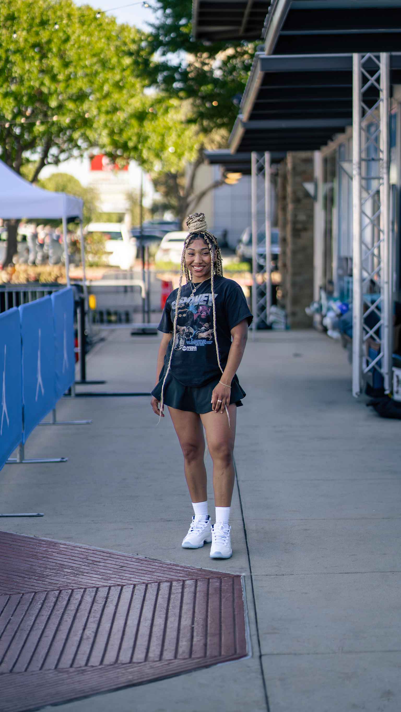 Street SNKRS: AJ11 'Legend Blue' Launch Party 