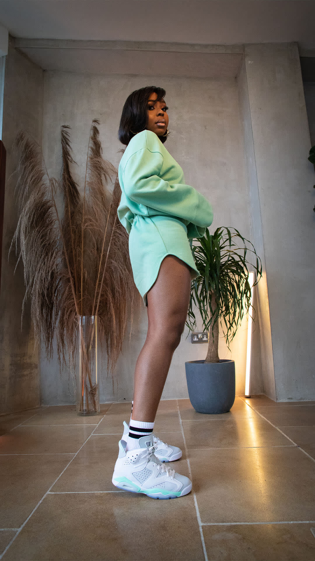 Estilo SNKRS: Air Jordan 6 del día de la mujer