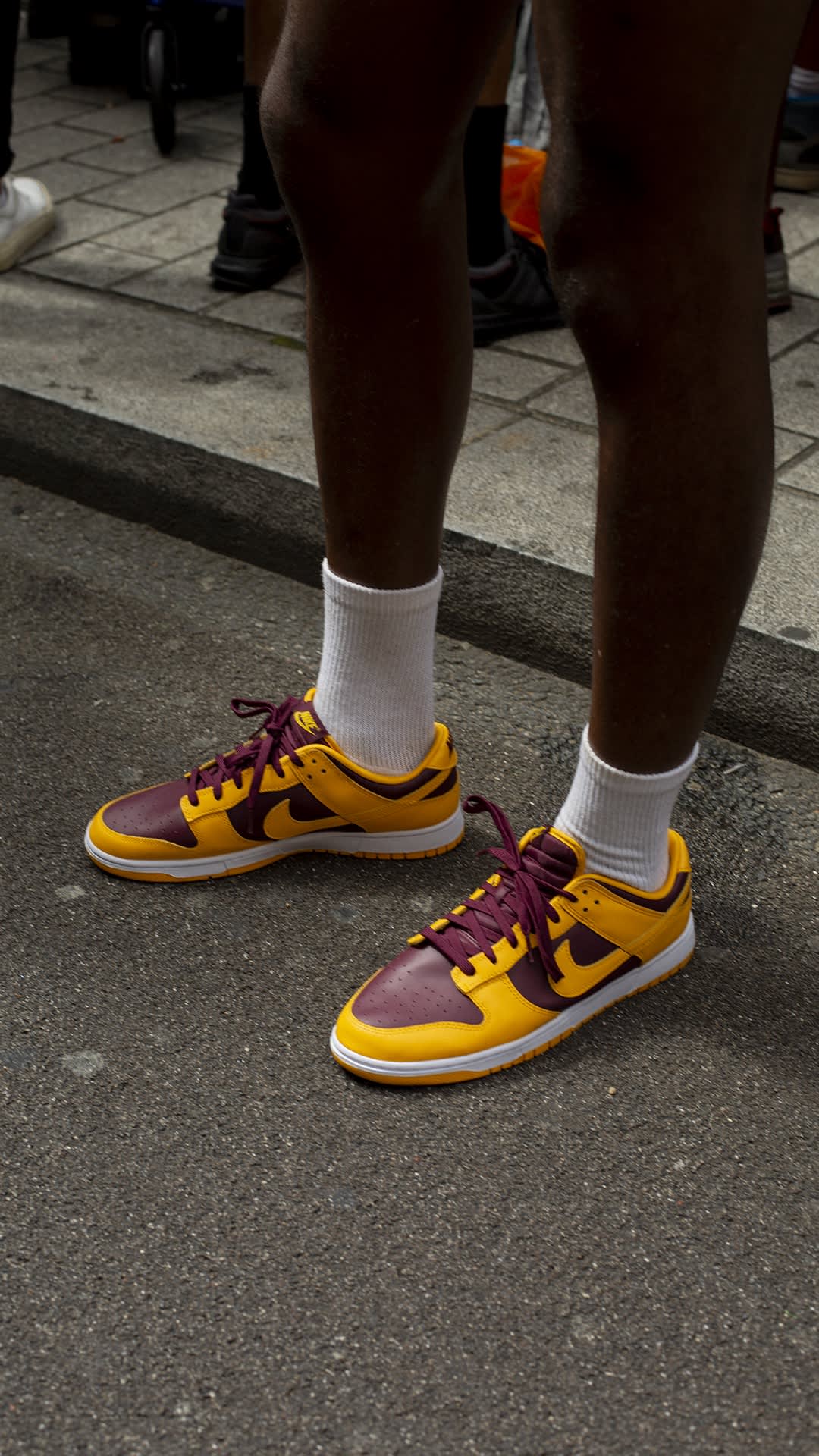Street SNKRS : London Pride
