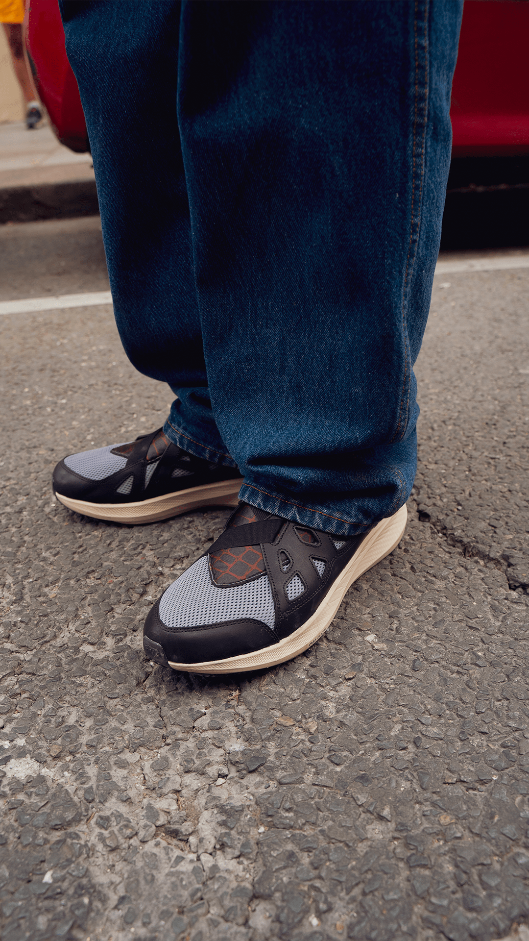 Street SNKRS : Nike x Patta Running Team: Crew Love.