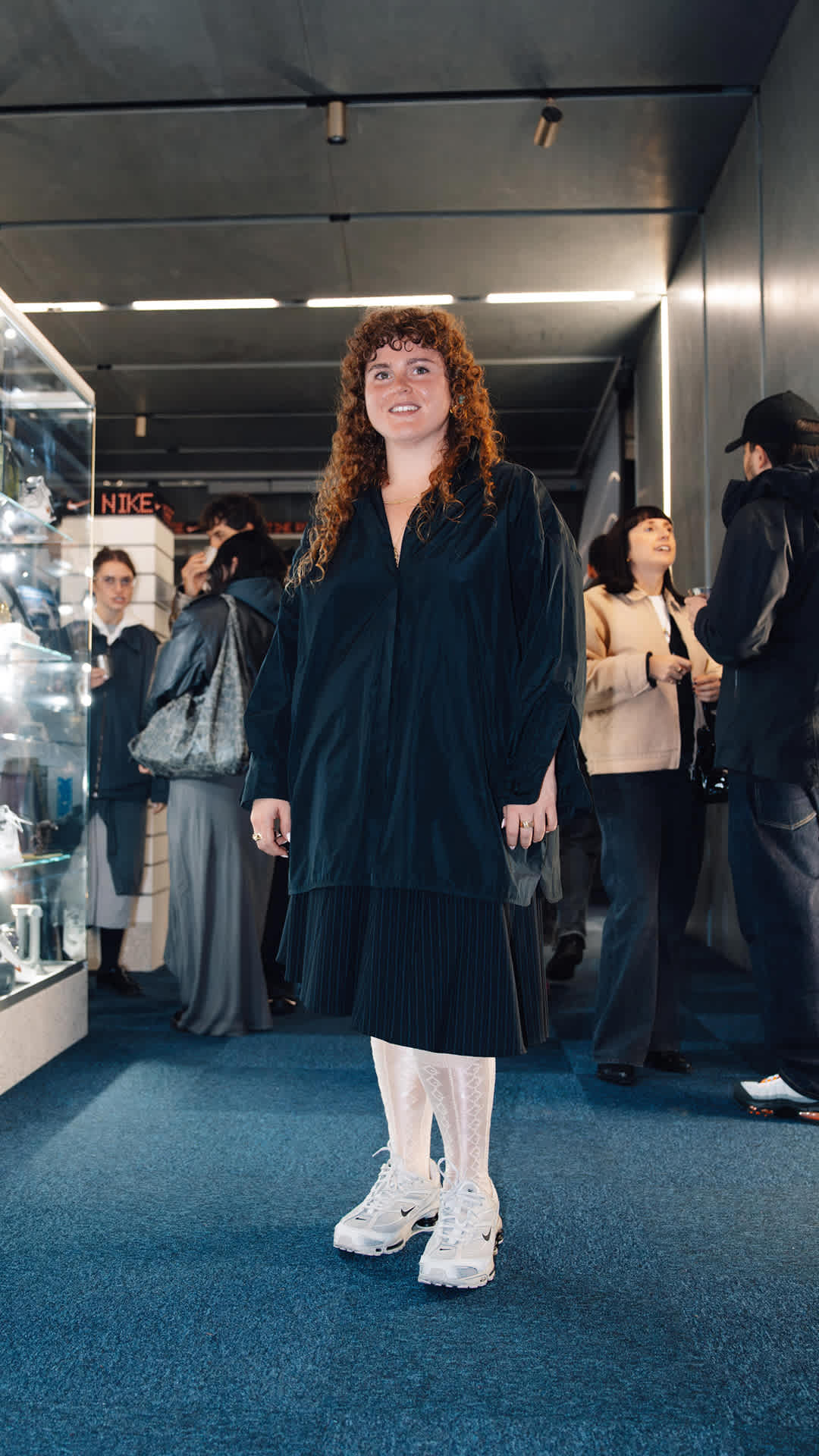 Street SNKRS: Martine Rose 샥스 MR4 x Slam Jam