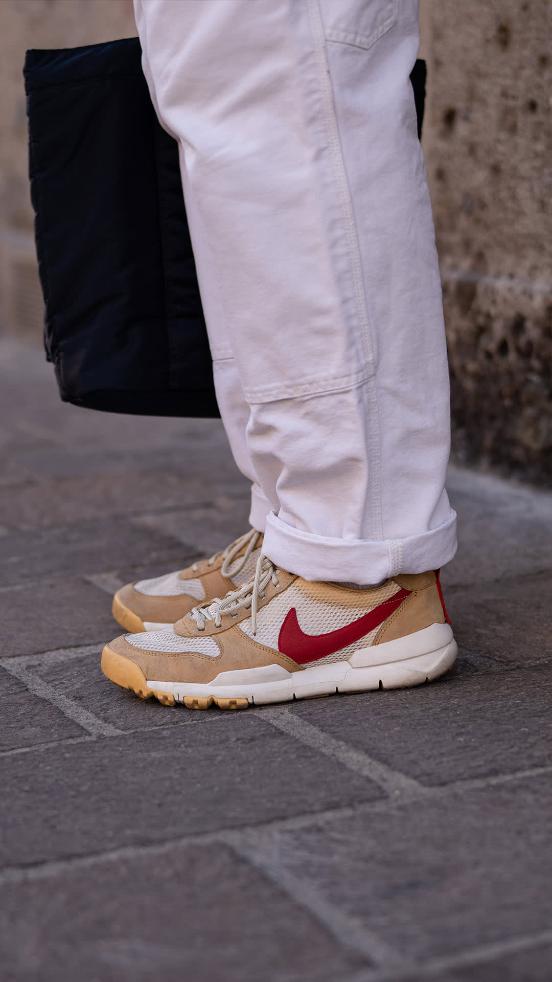 Street SNKRS: Milan (Version 2)