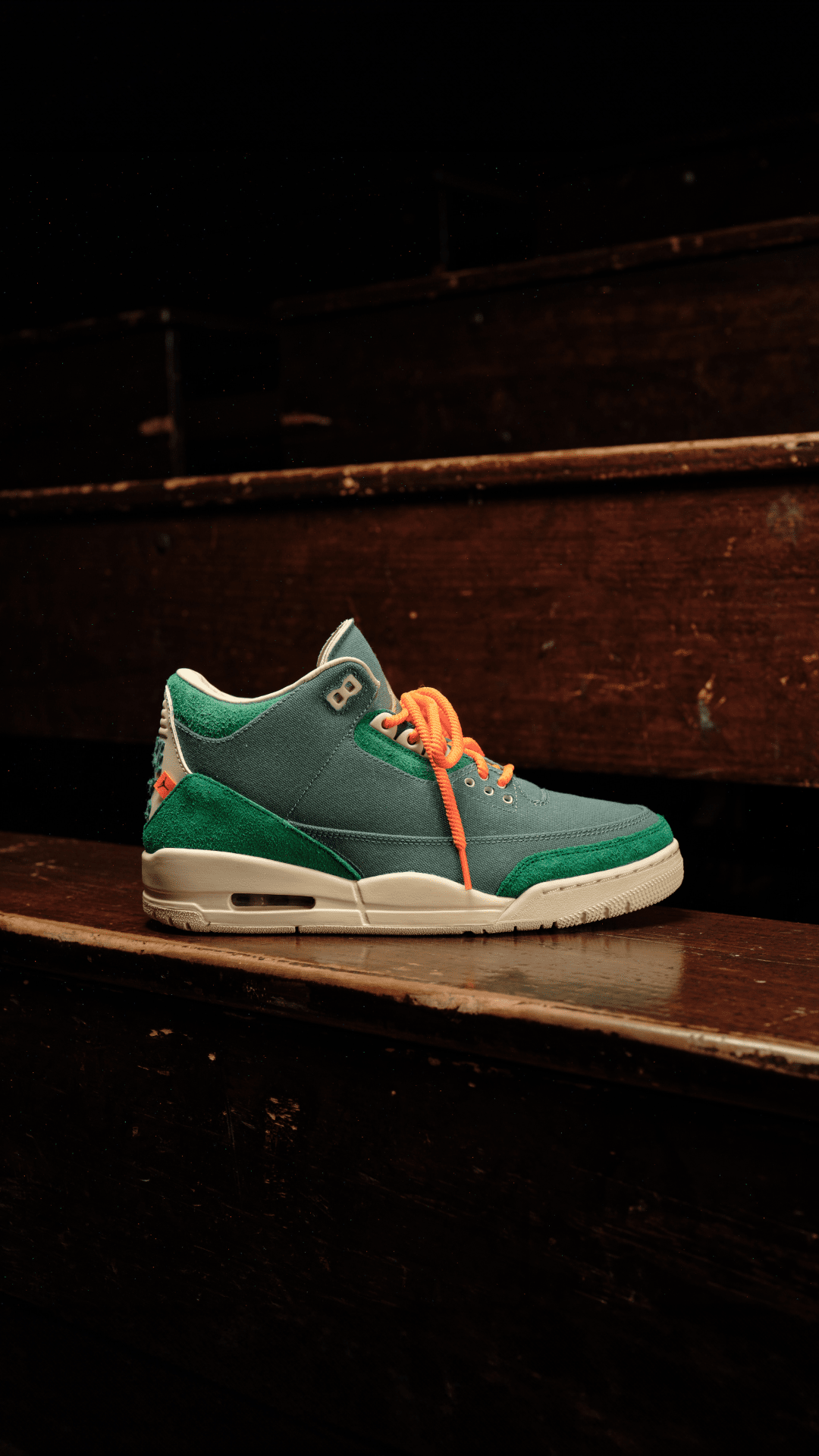 伝統を大胆で新しいスタイルにアレンジ：エア ジョーダン 3 x Nina Chanel Abney