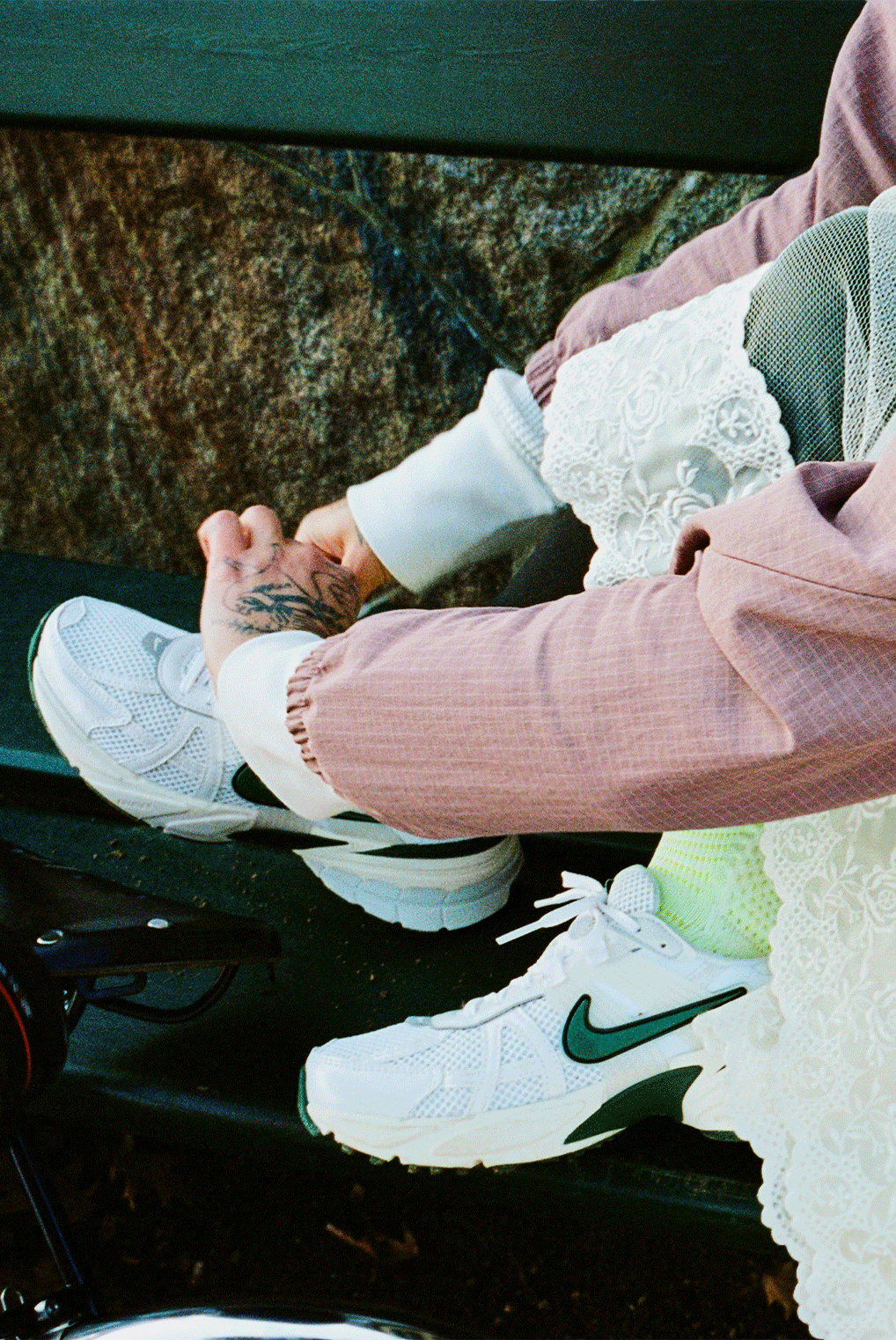 NIKE V2K RUN