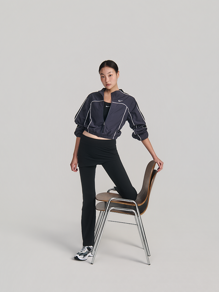 Брюки женские Nike Zenvy Dri-FIT Mid-Rise Pants с юбкой-оверлеем