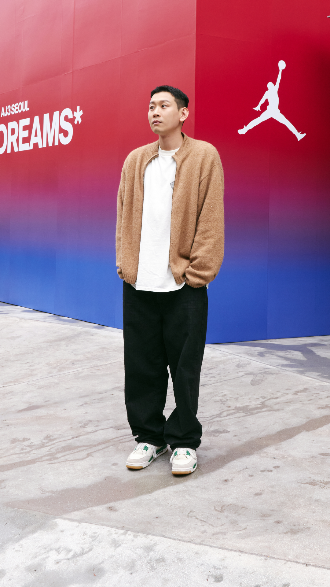 Echa una mirada a Street SNKRS - New Dreams*