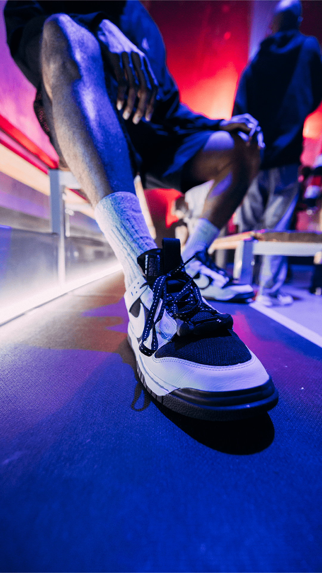 Street SNKRS : AMBUSH Nite Sport 