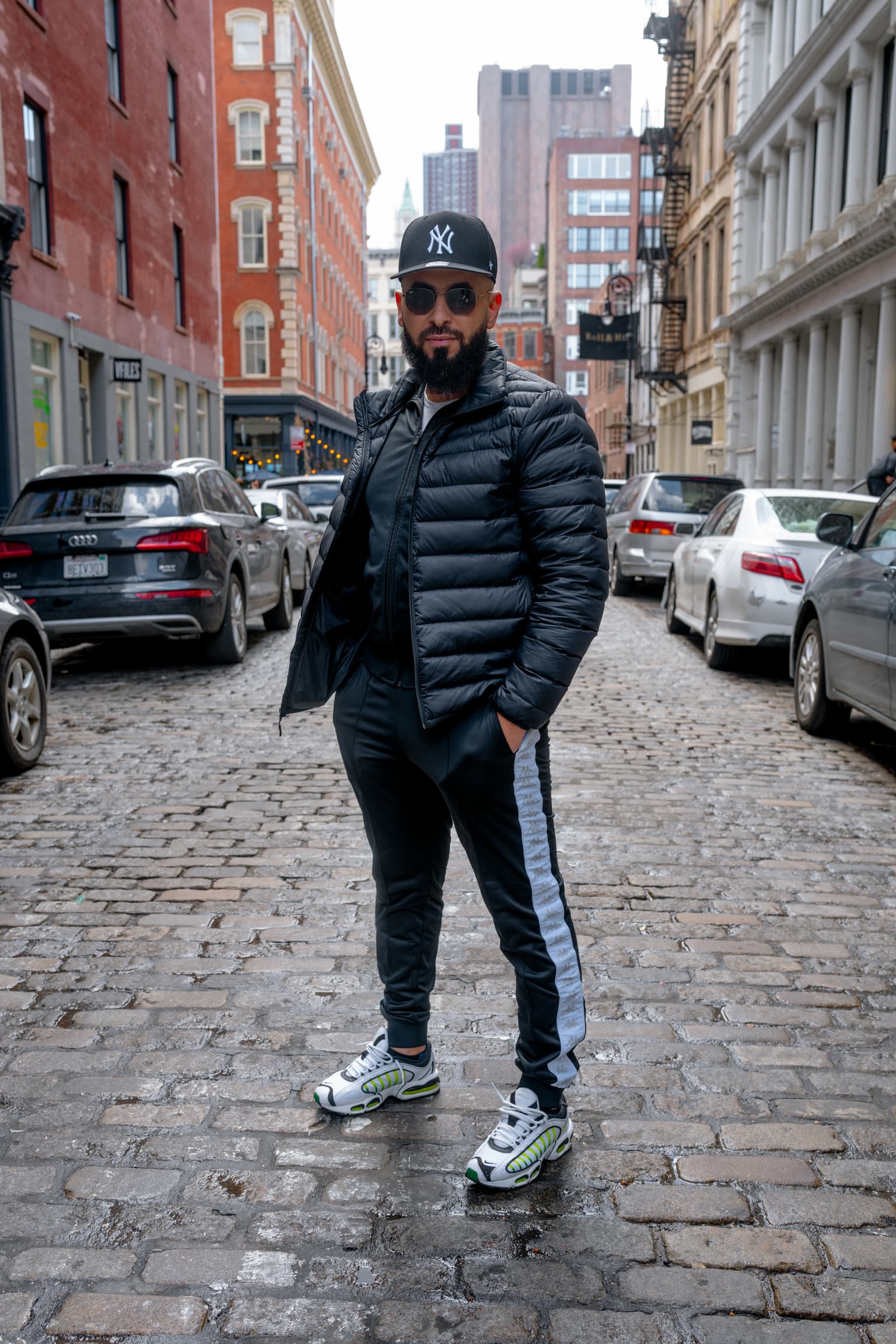 Street SNKRS: 21 Mercer 