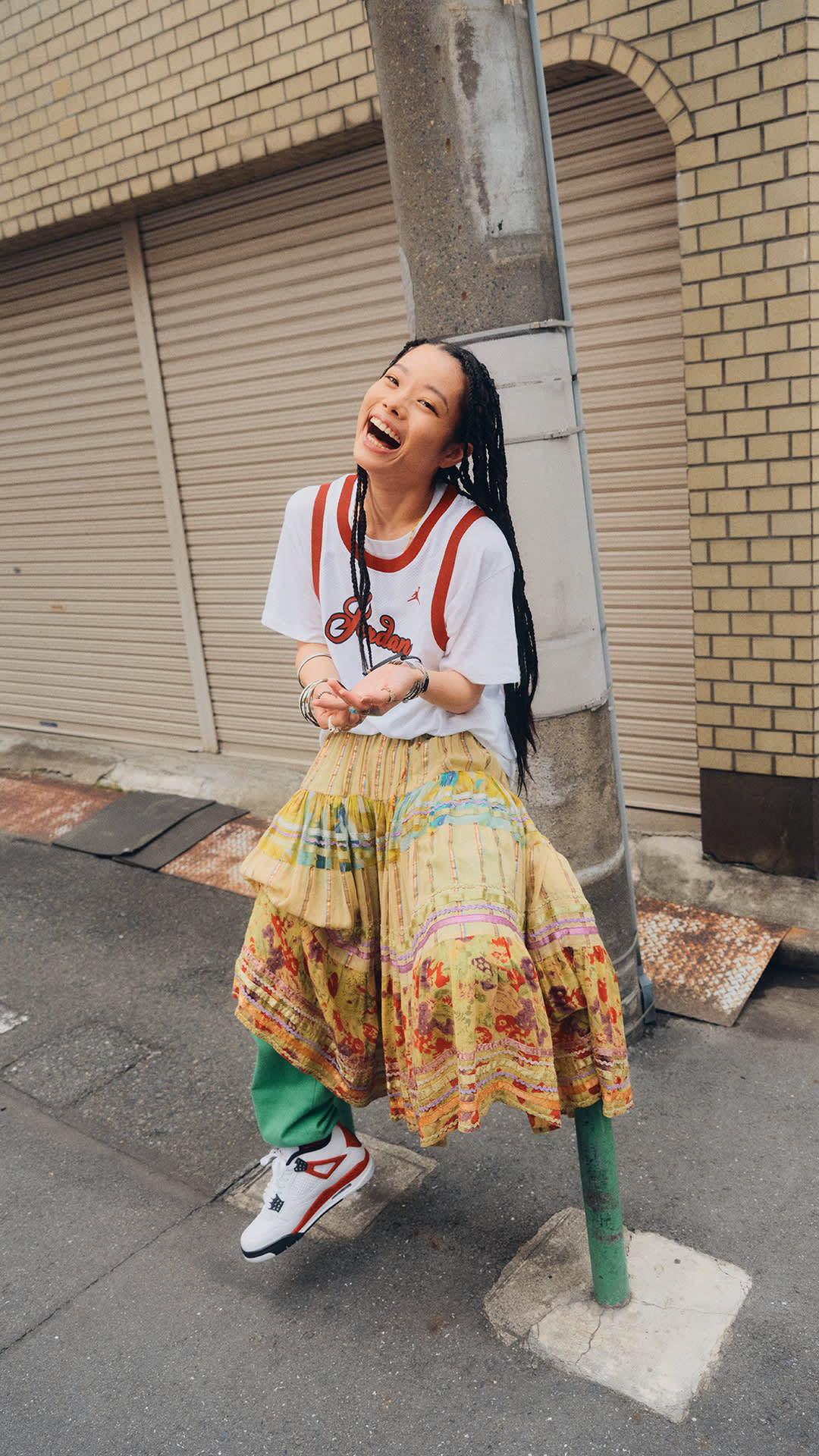 【NIKE公式】InMyJs: Air Jordan 4 Retro 'Red Cement'