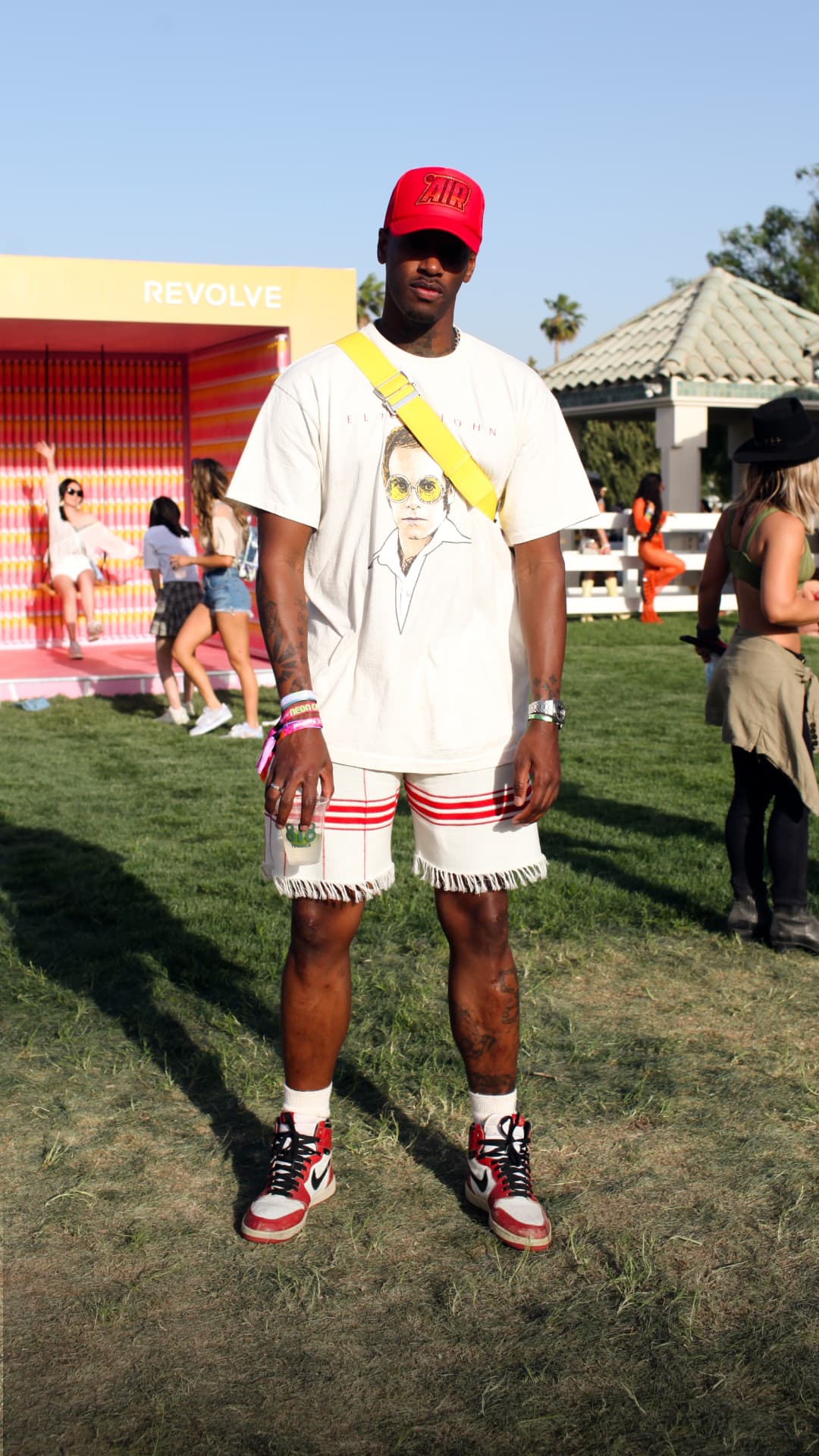 Street SNKRS: Revolve Festival