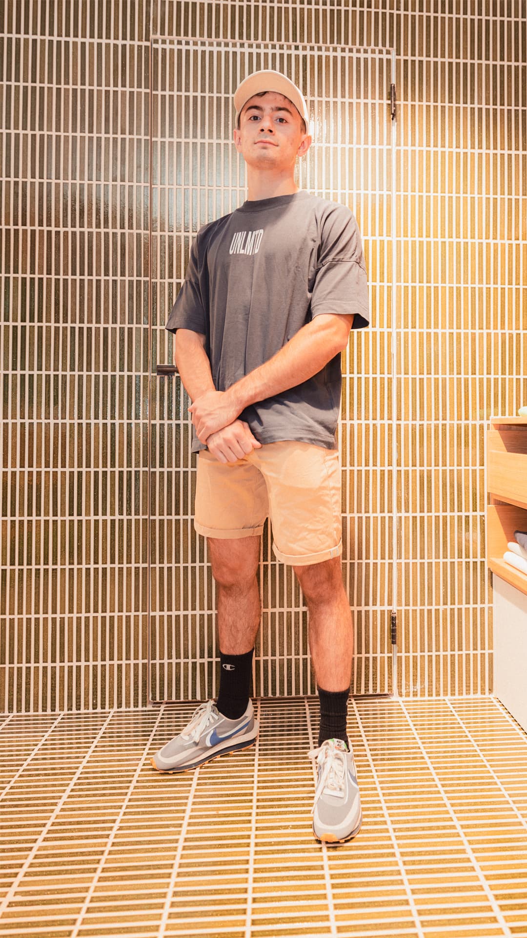 Street SNKRS: Bisque Golf 