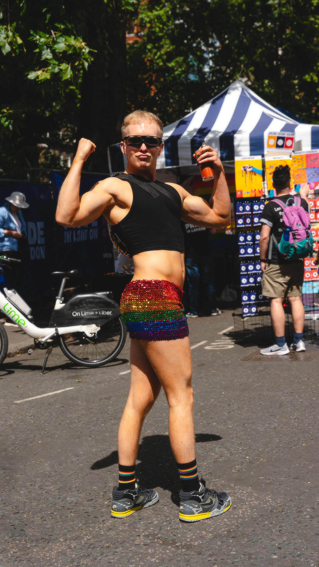 Street SNKRS : London Pride