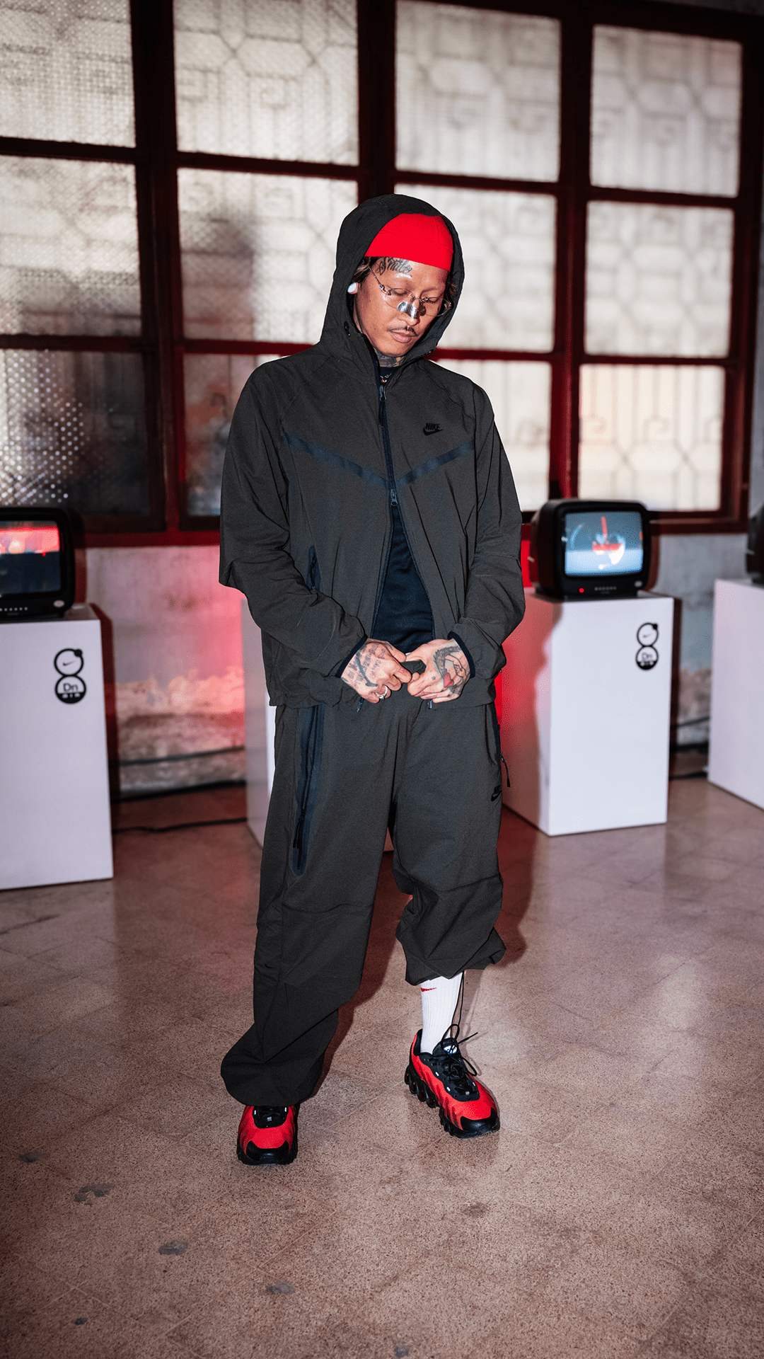 【NIKE公式】Street SNKRS: Station 8 