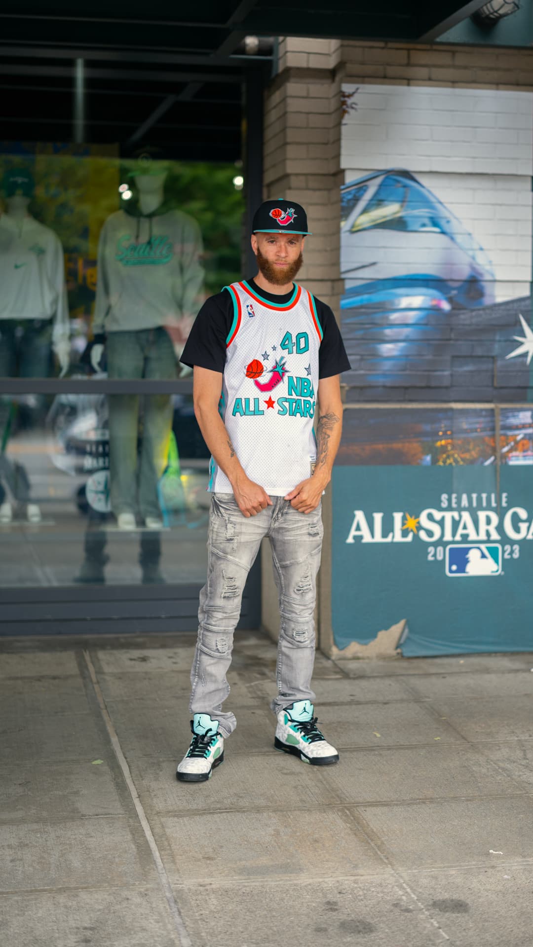 Street SNKRS: T-Mobile Home Run Derby®