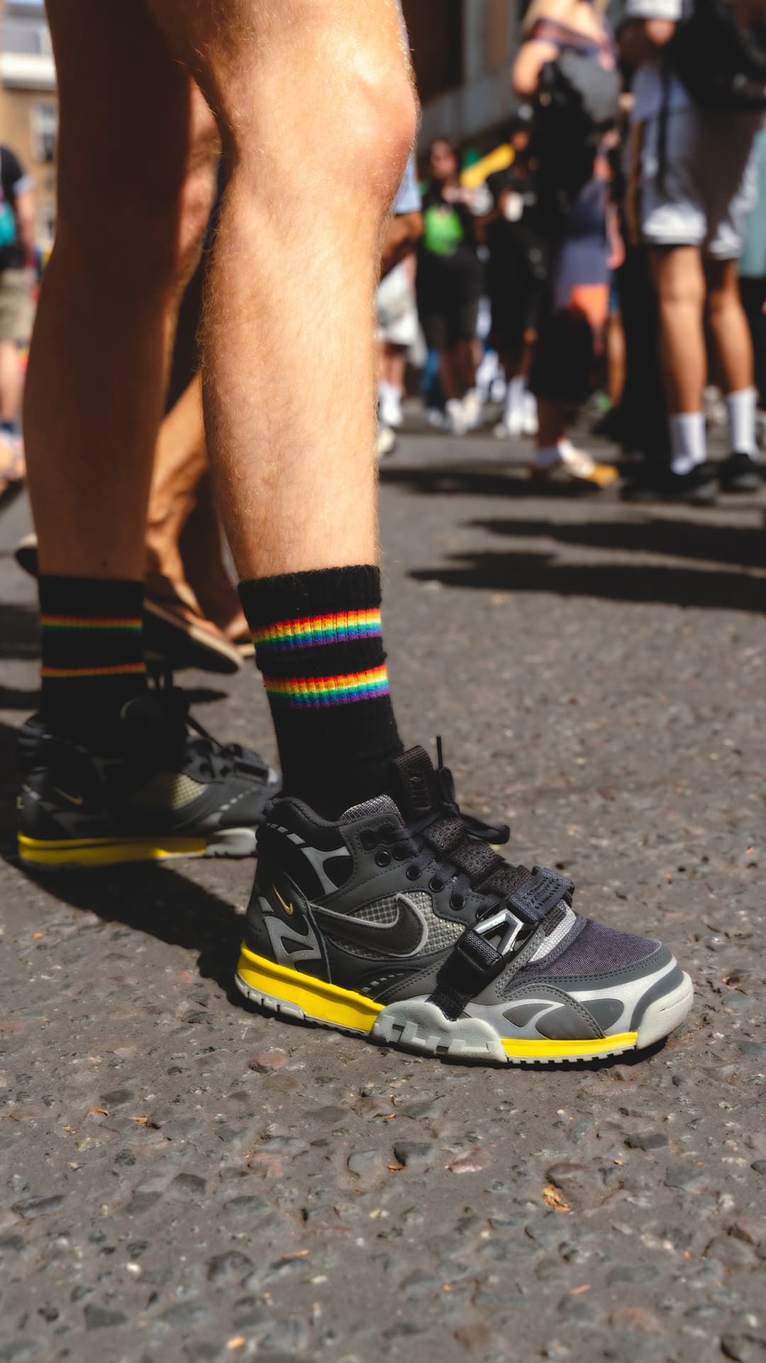 Street SNKRS: London Pride