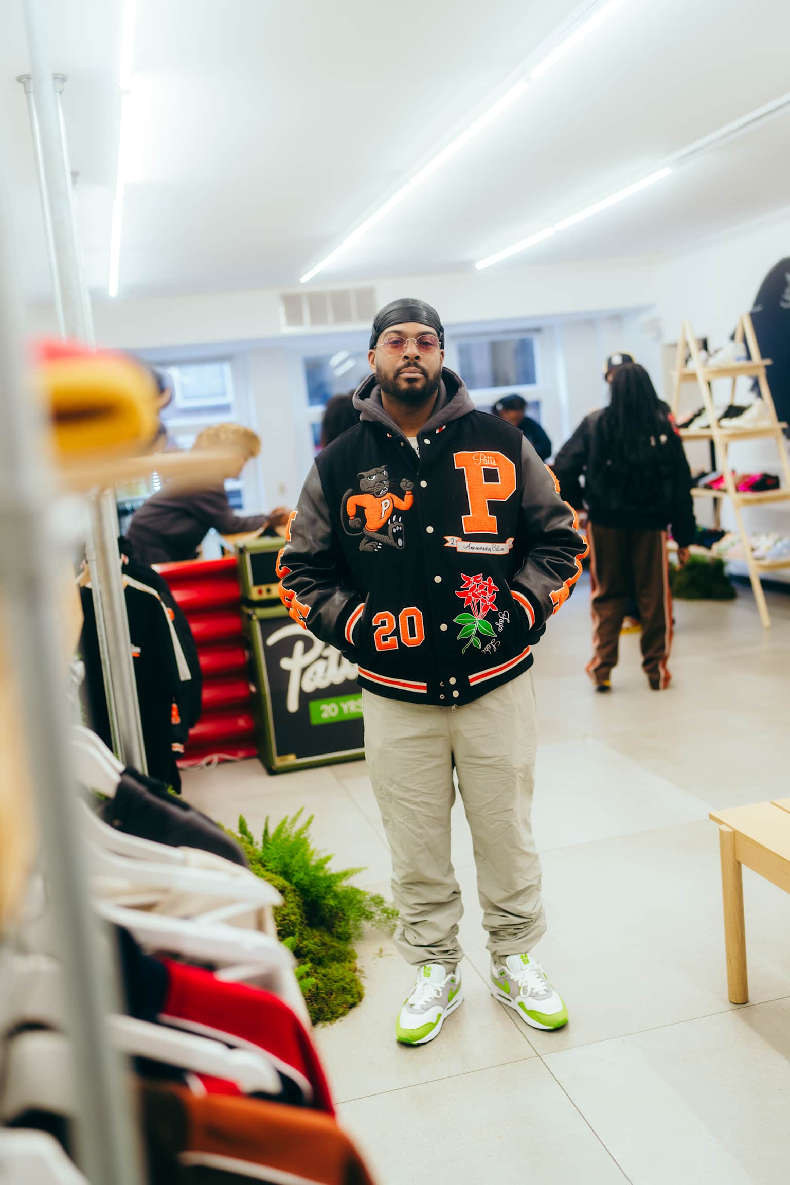 Street SNKRS: .SWOOSH Arcade x Patta