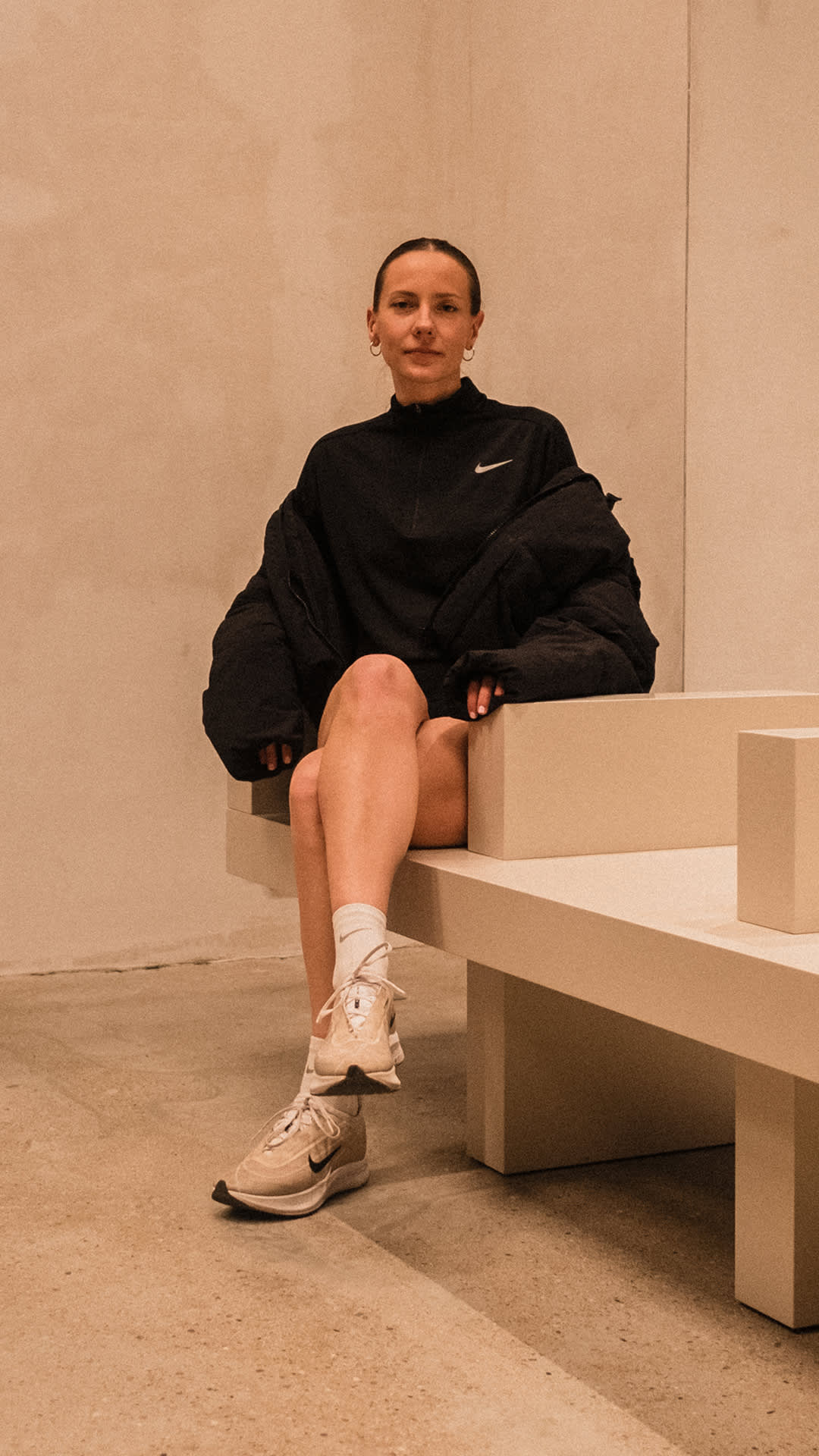 Street SNKRS – Nike x Patta Running Team: Crew Love.