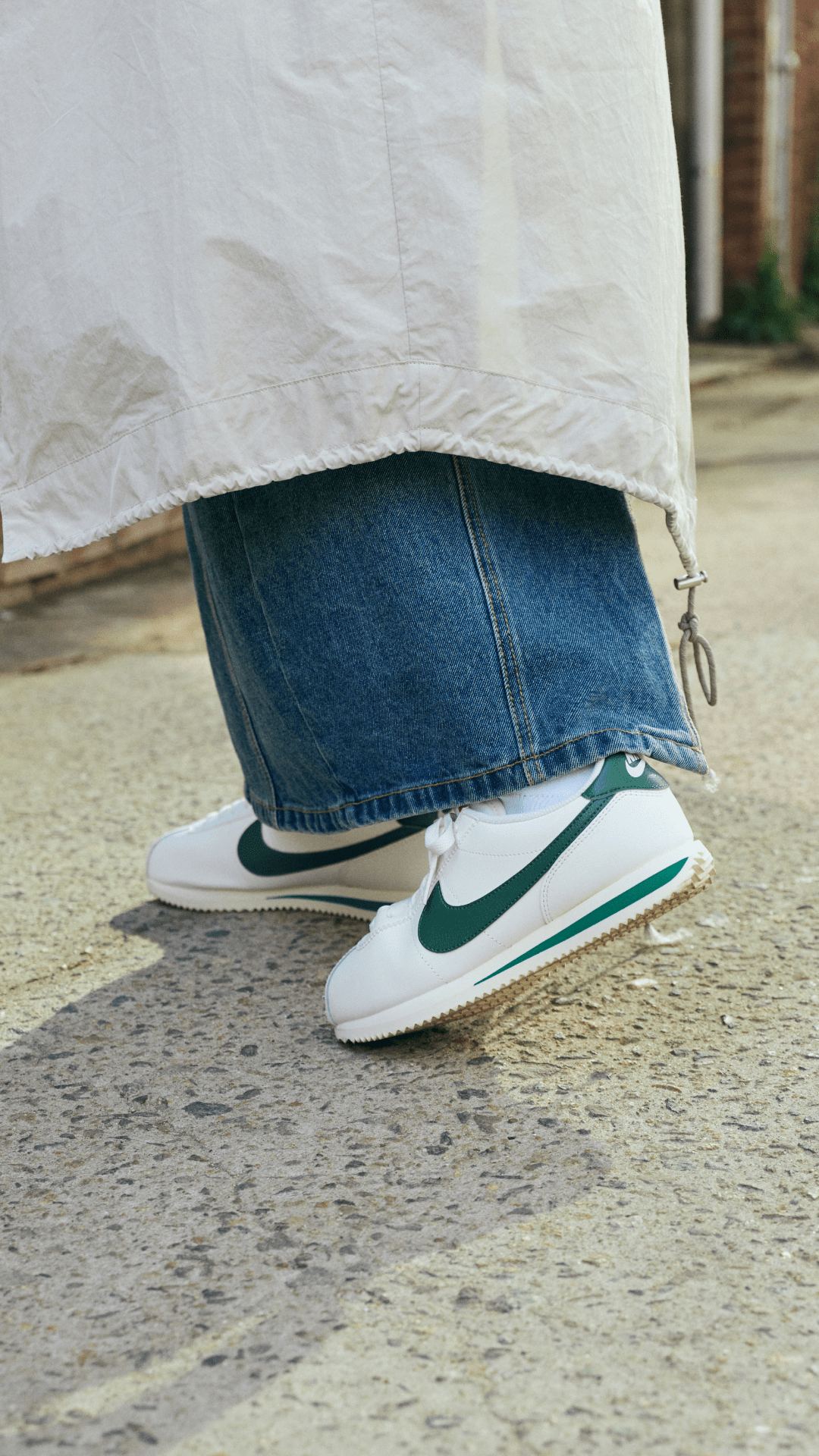 SNKRS Style: W Cortez