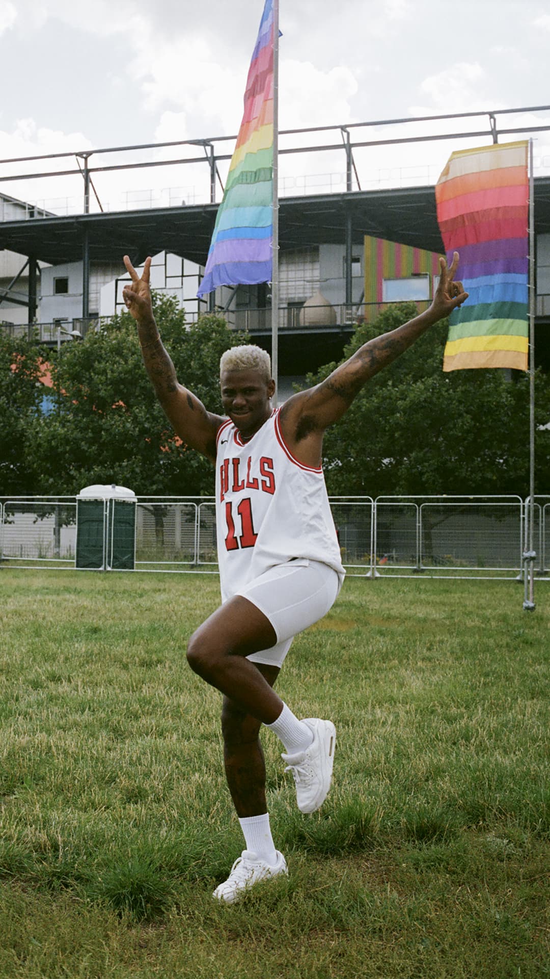 W stylu SNKRS: UK Black Pride