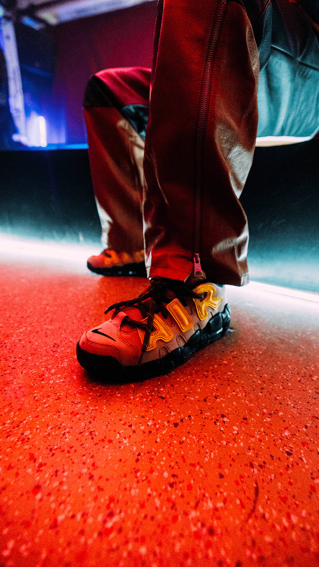 Street SNKRS: AMBUSH Nite Sport 