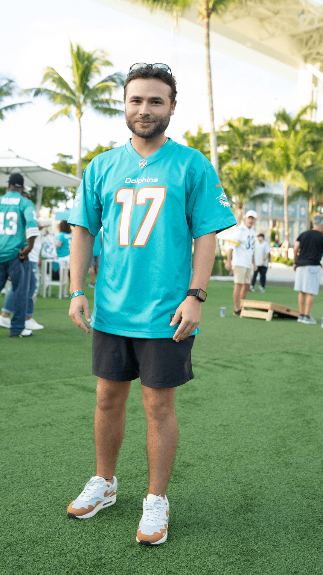 Street SNKRS x NFL: Pittsburgh Steelers vs. Miami Dolphins