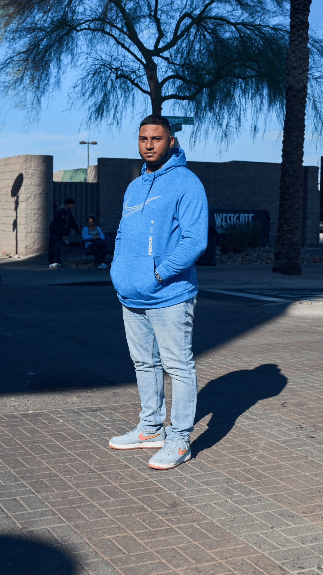 Street SNKRS: Super Bowl LVII