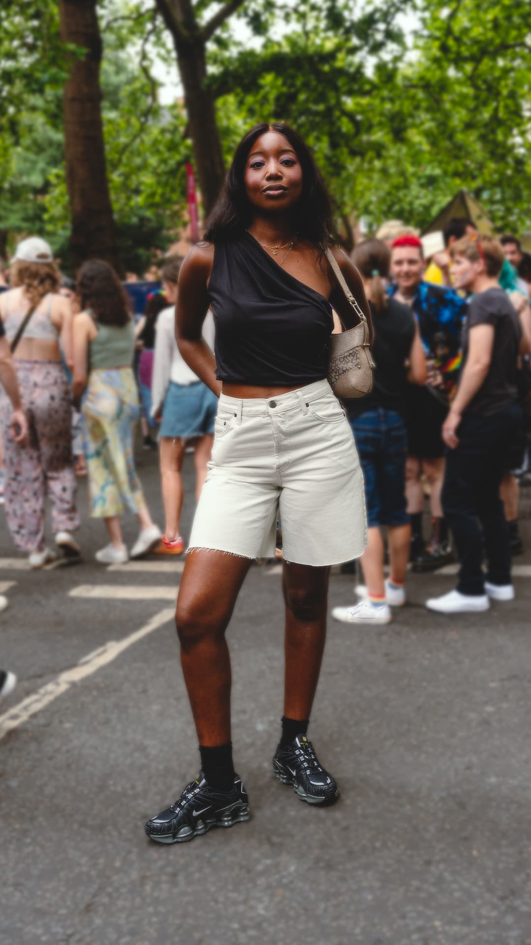 Street SNKRS : London Pride