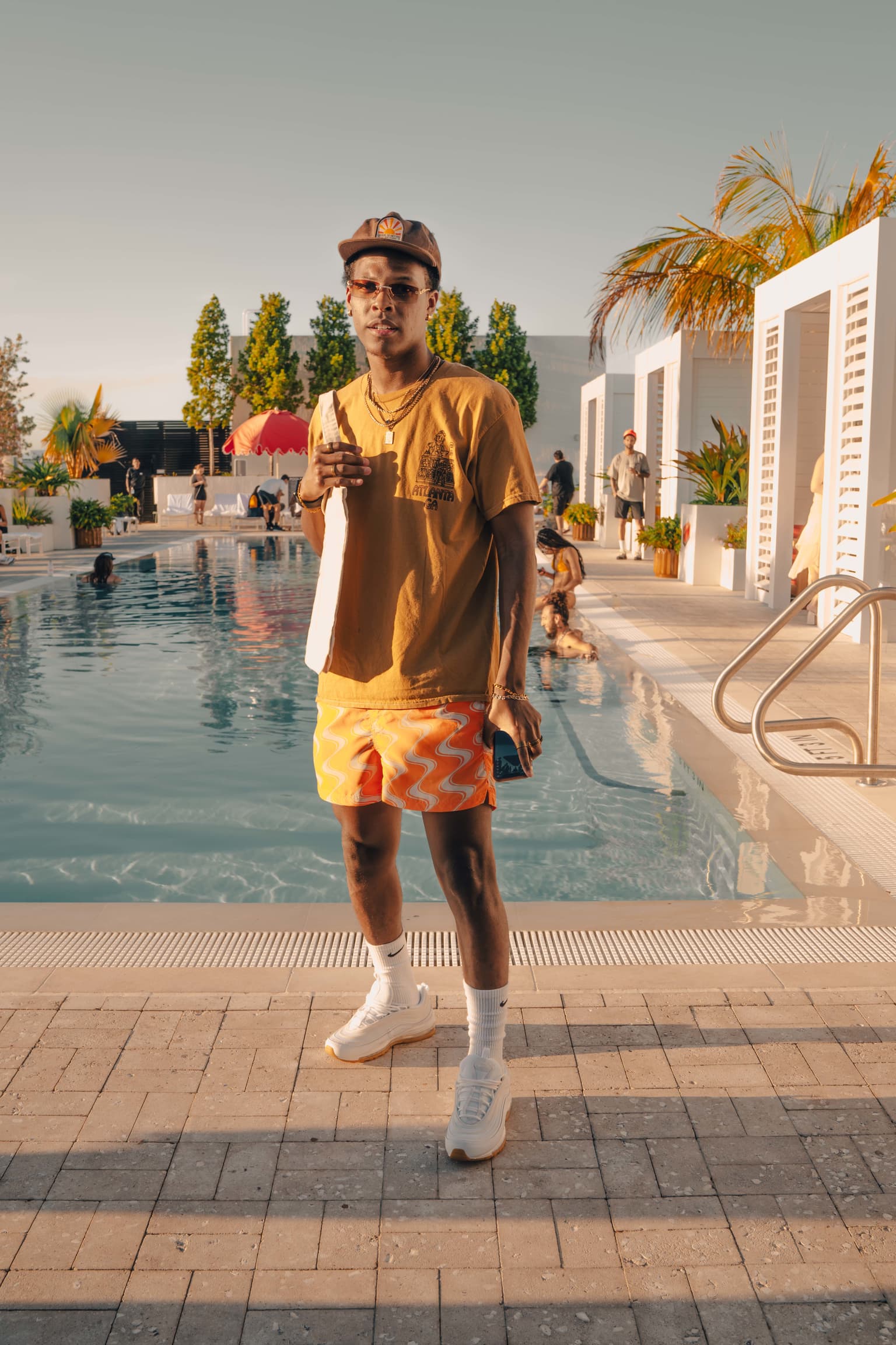 【NIKE公式】ストリートSNKRS：Air Max Day Miami