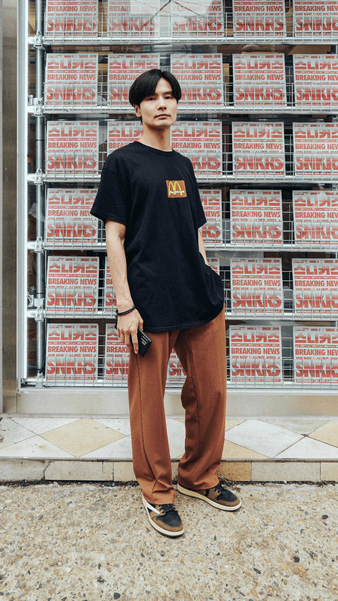 【NIKE公式】Street SNKRS: SNKRS Newsstand