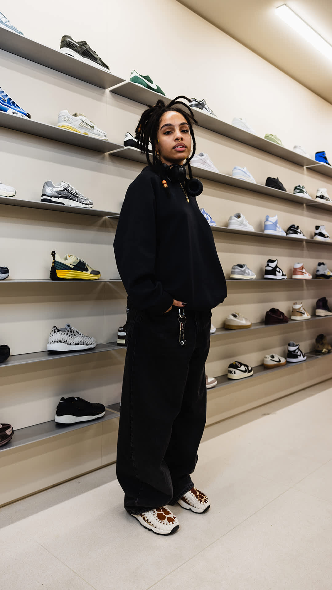 Street SNKRS – NAKED Copenhagen HOUSE PARTY Paris 