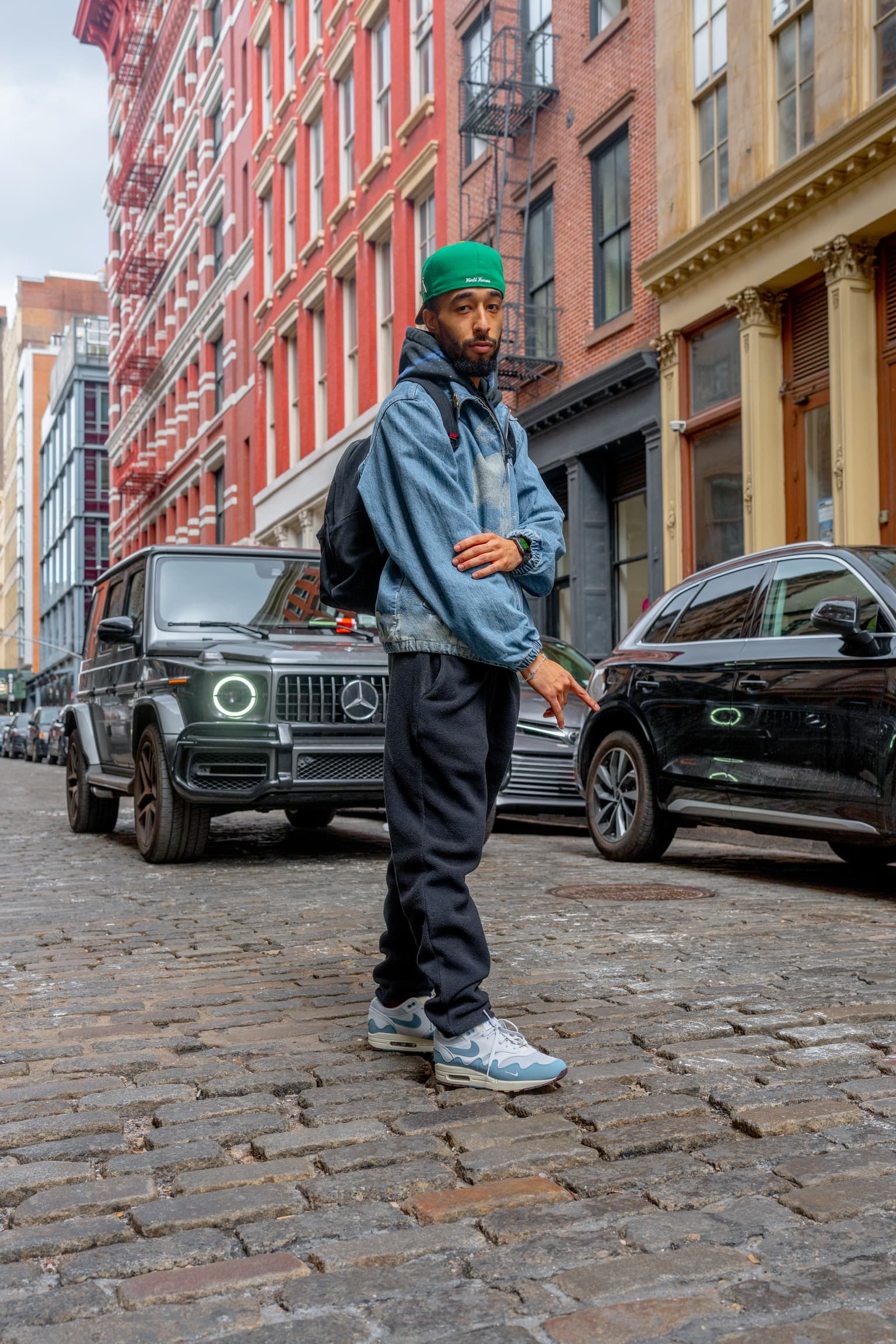 Street SNKRS: 21 Mercer 