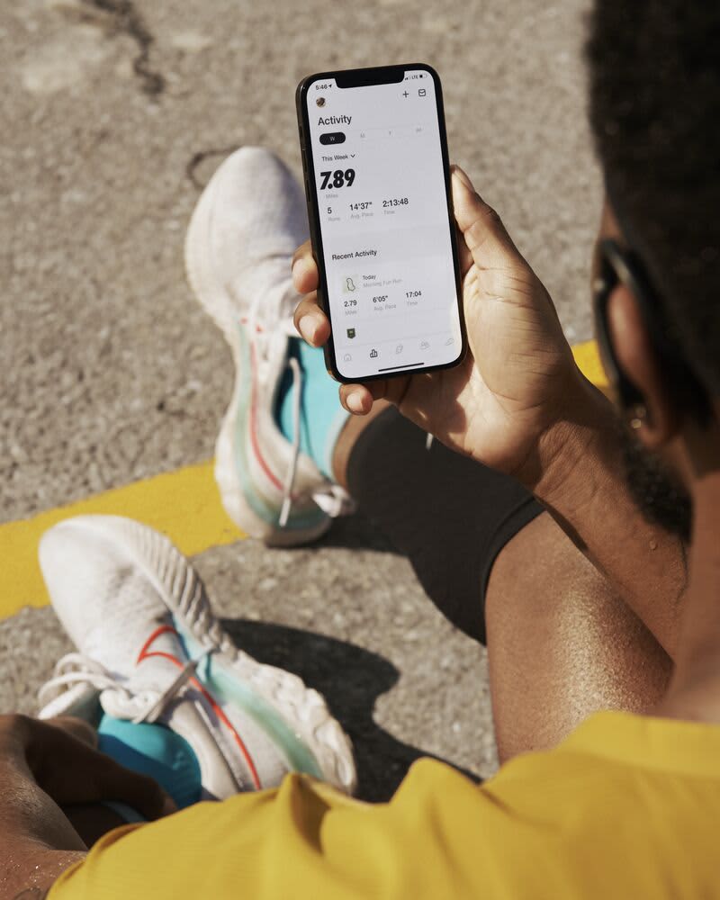 Cómo puedo compartir carrera en sociales Nike Run Club? | Ayuda de Nike